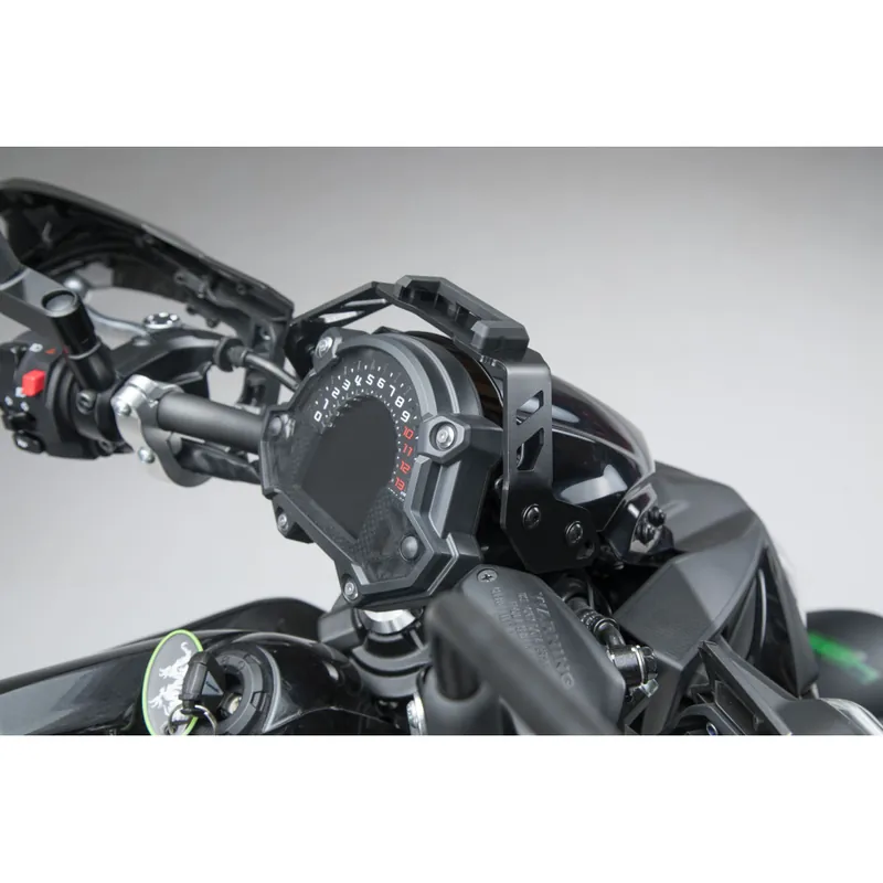 Přímo z továrny | Kawasaki Z650 (16-) - držák GPS SW-Motech